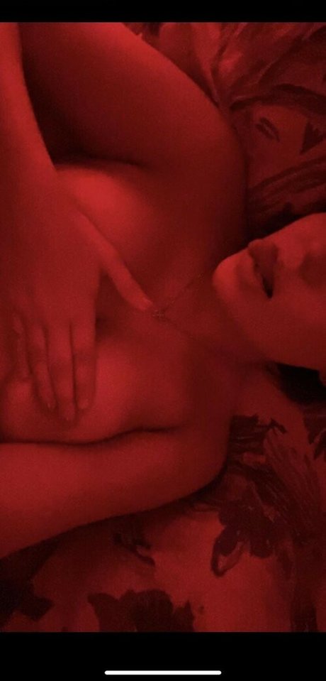 Katie Pego bonita actriz galería