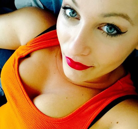 Mirjana Matic estrella de alta calidad imagen