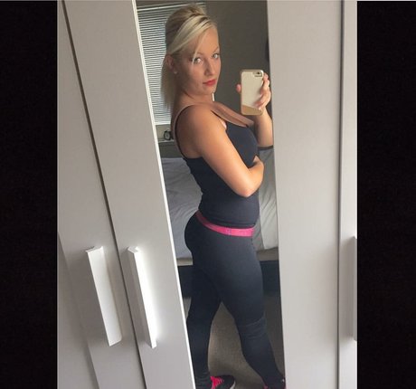 Mirjana Matic modelo desnudo fotos