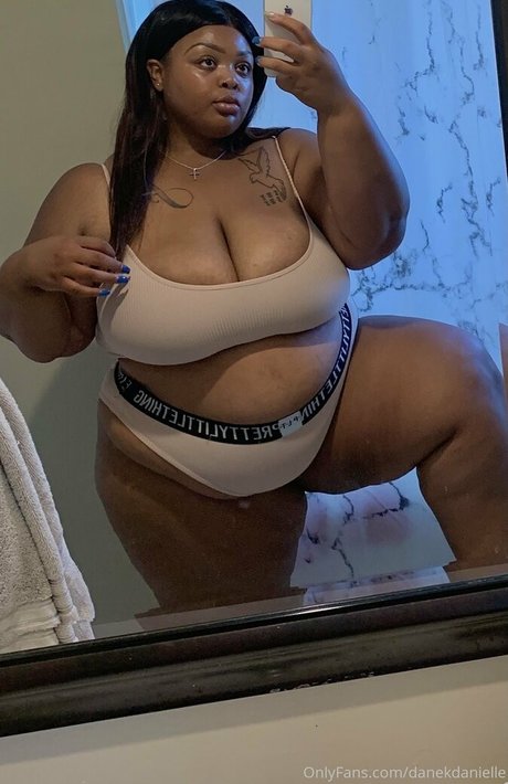 danekdanielle Miniatura