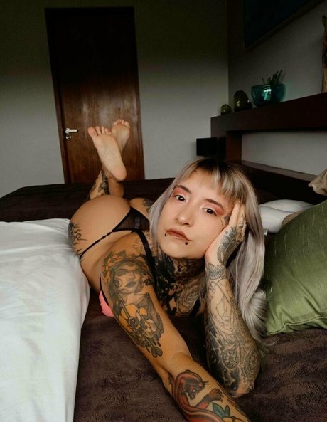 coffeewithmilk22 art model img