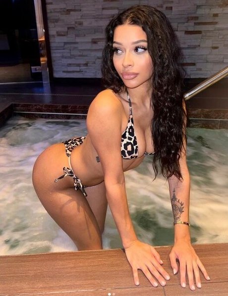 mariemercierr pornstar free image