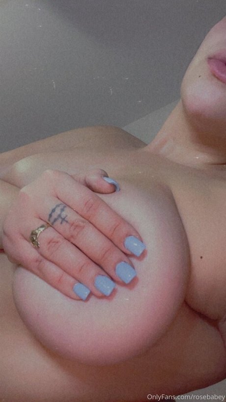 Rosebabey actrice nue archive