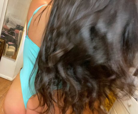 Rosebabey modelo gratis imágenes