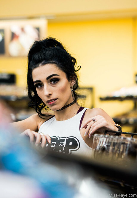 ohheymissfaye beau modèle image