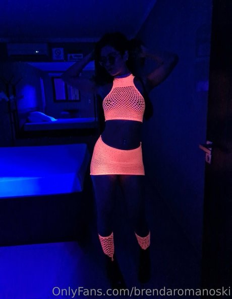 domminib nudes model images