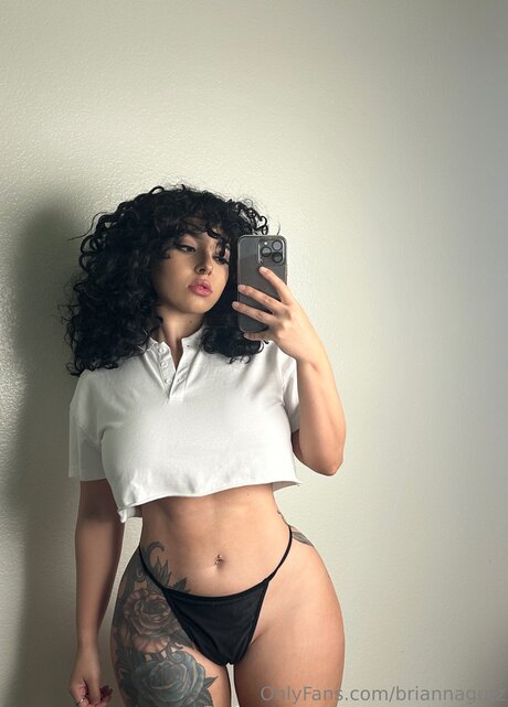 Briannagutz actriz de desnudos archivo