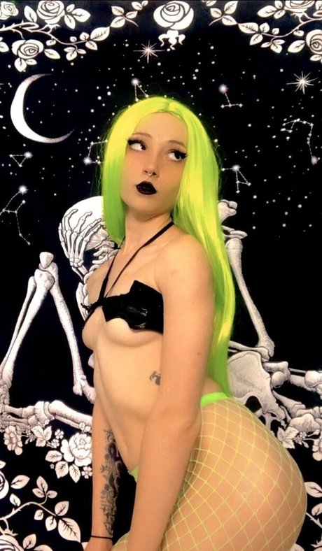 nerdboners modelo desnudo imágenes