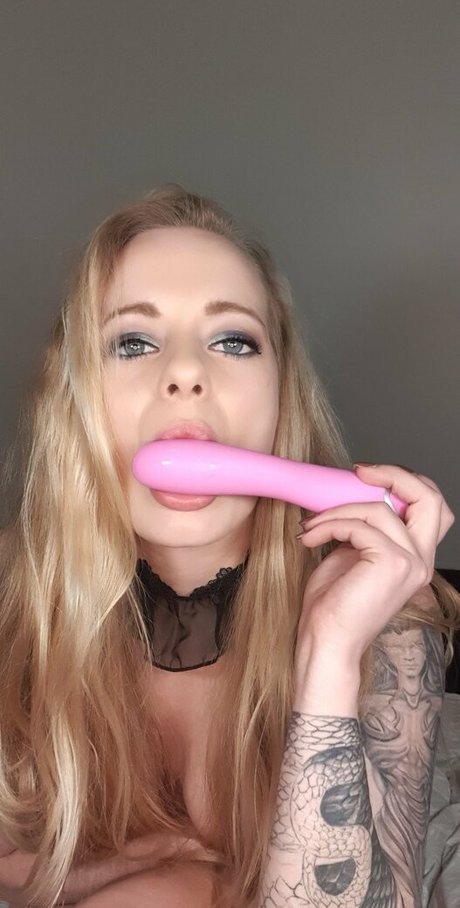 sweet miaxxx art modèle des photos