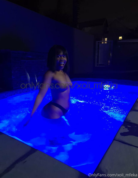 Xoli Mfeka sexy actress photos