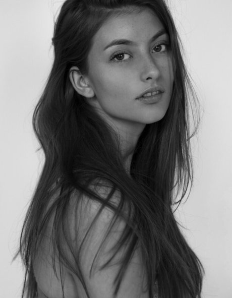 Ellie Weston hermosa estrella imagen