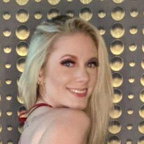 freakycollegebabe actrice exclusive archive