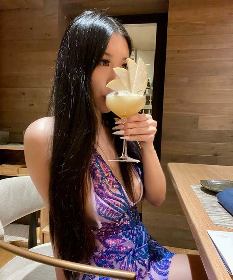 Awkie estrella porno de arte galerías