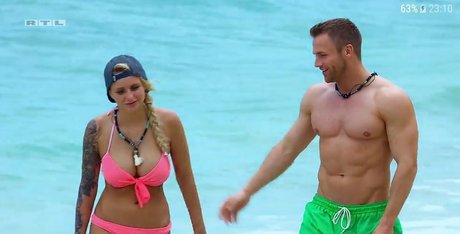 Carina Spack mannequin photos