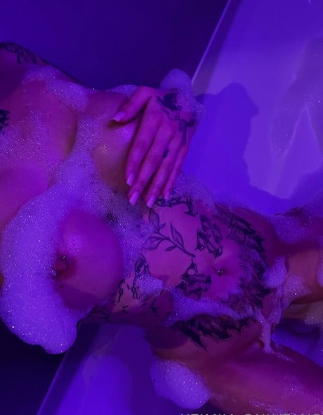 keimiaxx model hot img