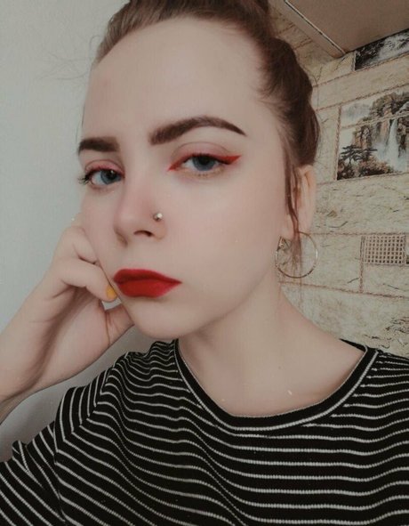 alicespace star du porno gratuit photo