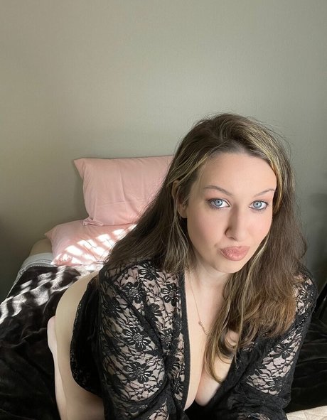 hobbittrash modelo superior galerías