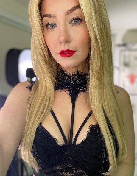 Creative Calm ASMR model hot gallery