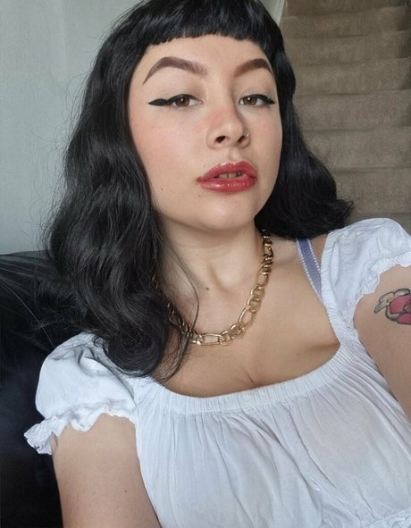 xalexaddams estrella porno atractiva fotos