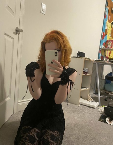 beauty curvy onlyfans art naked pic