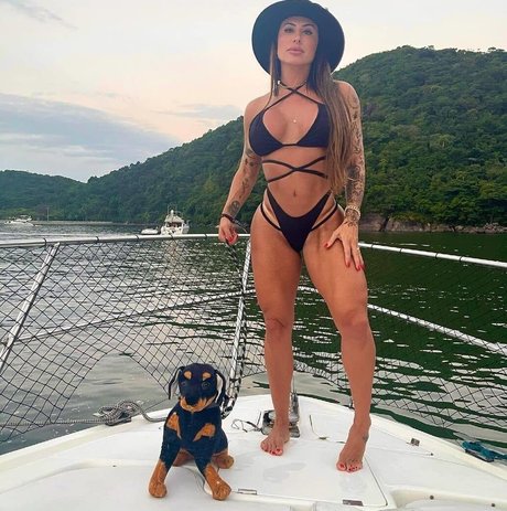 Jaque Khury art star du porno galeries