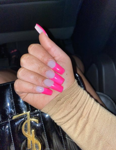 mssnewbooty estrella caliente foto