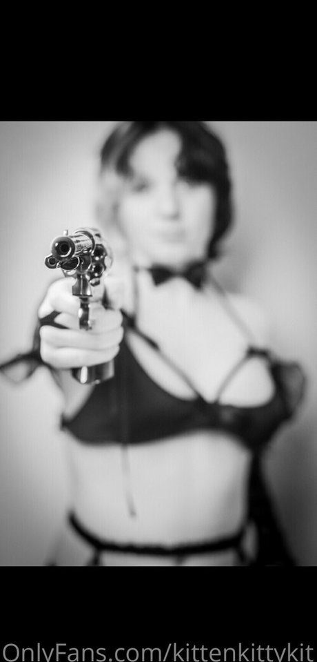 kittenkittykit pretty pornstar photos