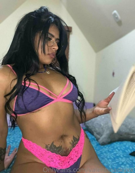 valentinaskyxx pornstar top images