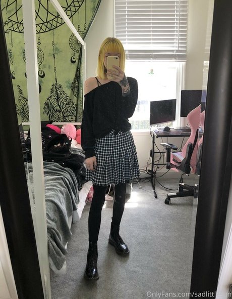 sadlittlesun pornstar perfect pictures