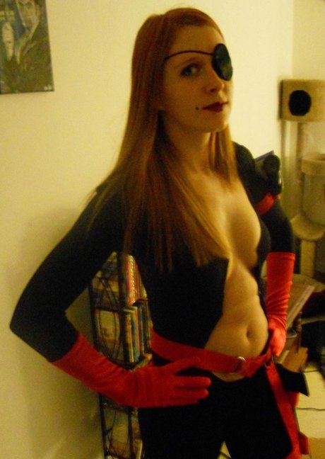 Natural Red jolie actrice galerie