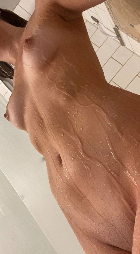 ellysykes modelo agradable galerías