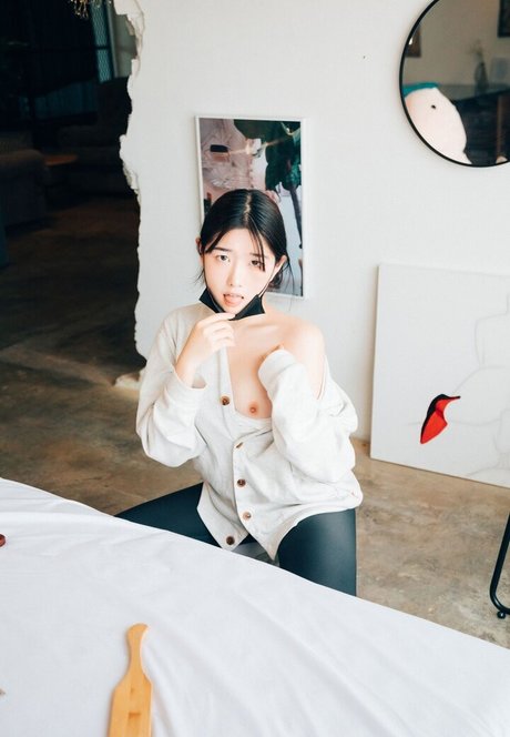 Sonson_ modèle pornographique galerie