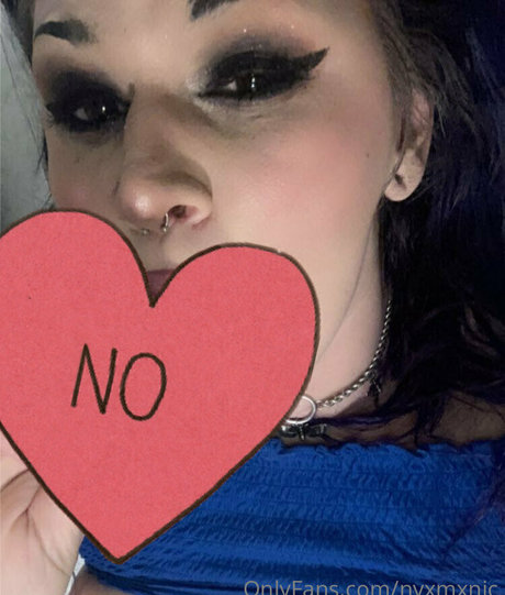 nyxmxnic model erotic pictures