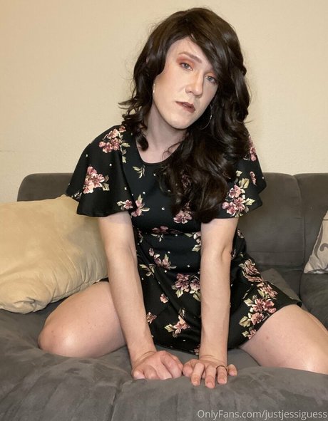 justjessiguess star sexy pics