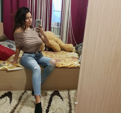 beauty curvy onlyfans hot naked image