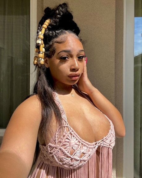 Lexxiibaebie arte modelo fotos