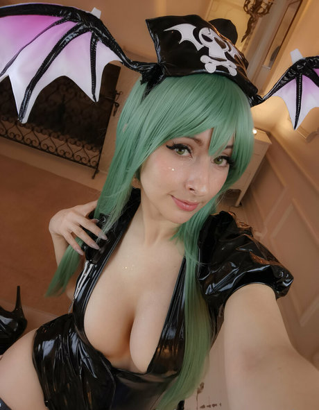 Puchys Love actrice sexy img