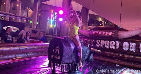 tittytata estrella porno bonita imágenes