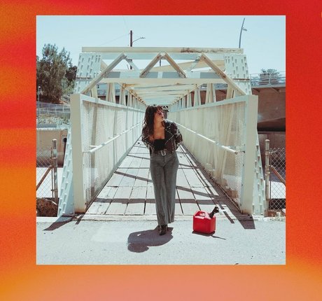 Hayley Orrantia mejor actriz galerías