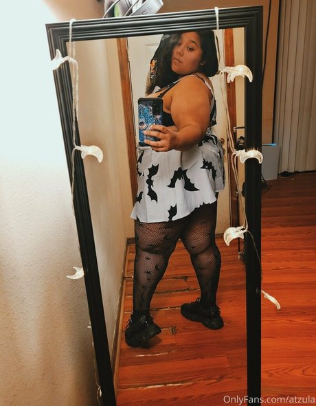 atzula étoile érotique images