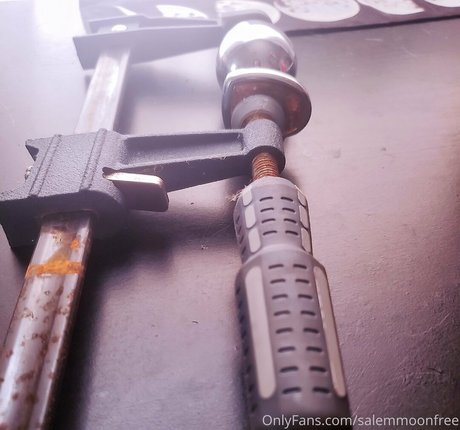 salemmoonfree star du porno chaude image