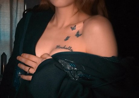 adrianabanana420 modelo exclusivo galerías