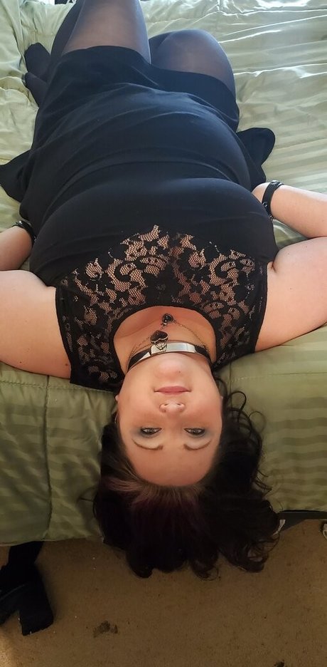 naughty kitten84 estrella hd galerías