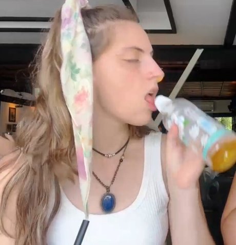 Seerasan bonita estrella archivo