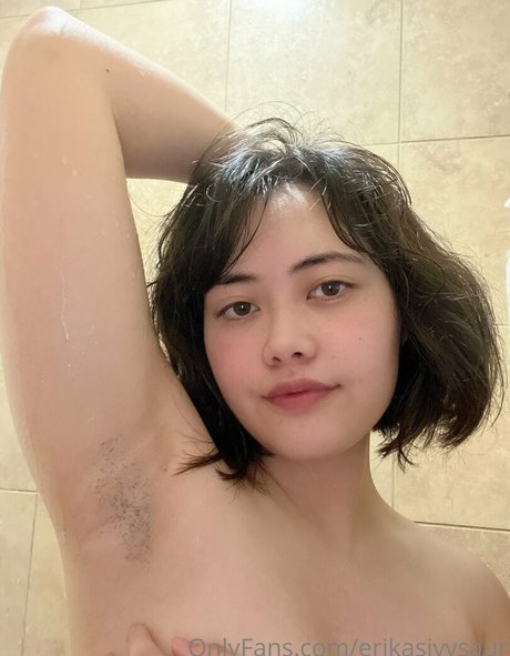 erikasivysaur modèle parfait galerie