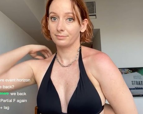 Tokidoki Traveller modèle sexy img