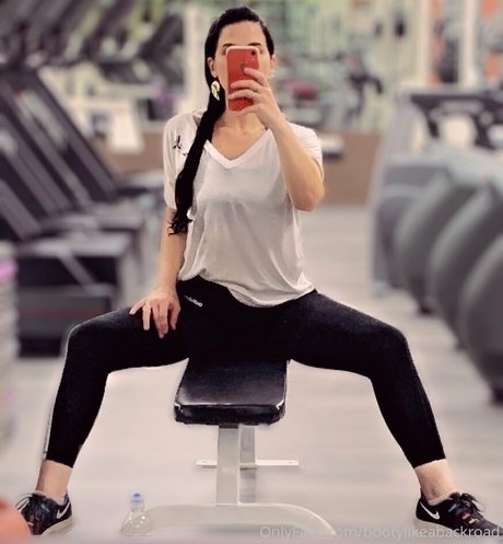 bootylikeabackroad actrice sexy galerie