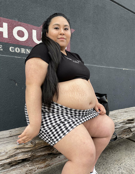 mochiibabii pretty pornstar pic