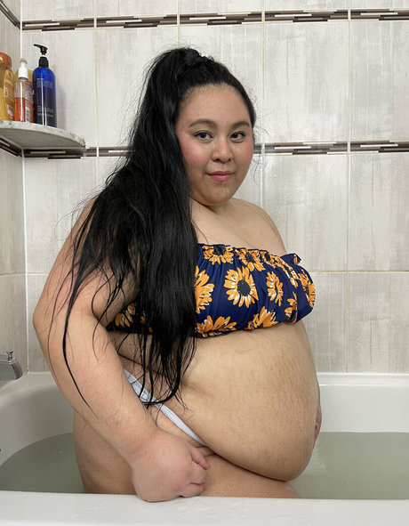 mochiibabii modèle pornographique photo