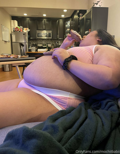 mochiibabii sexo estrella galería